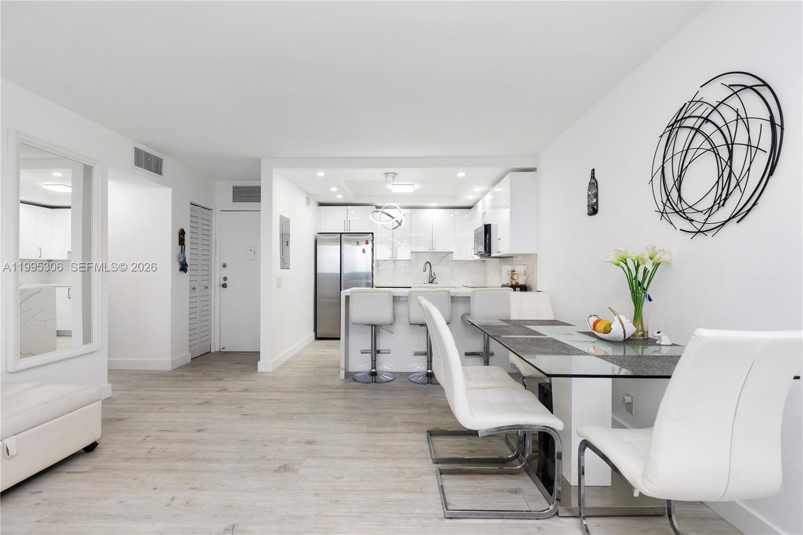 QUADOMAIN TOWER I AND IV - Residential Lease