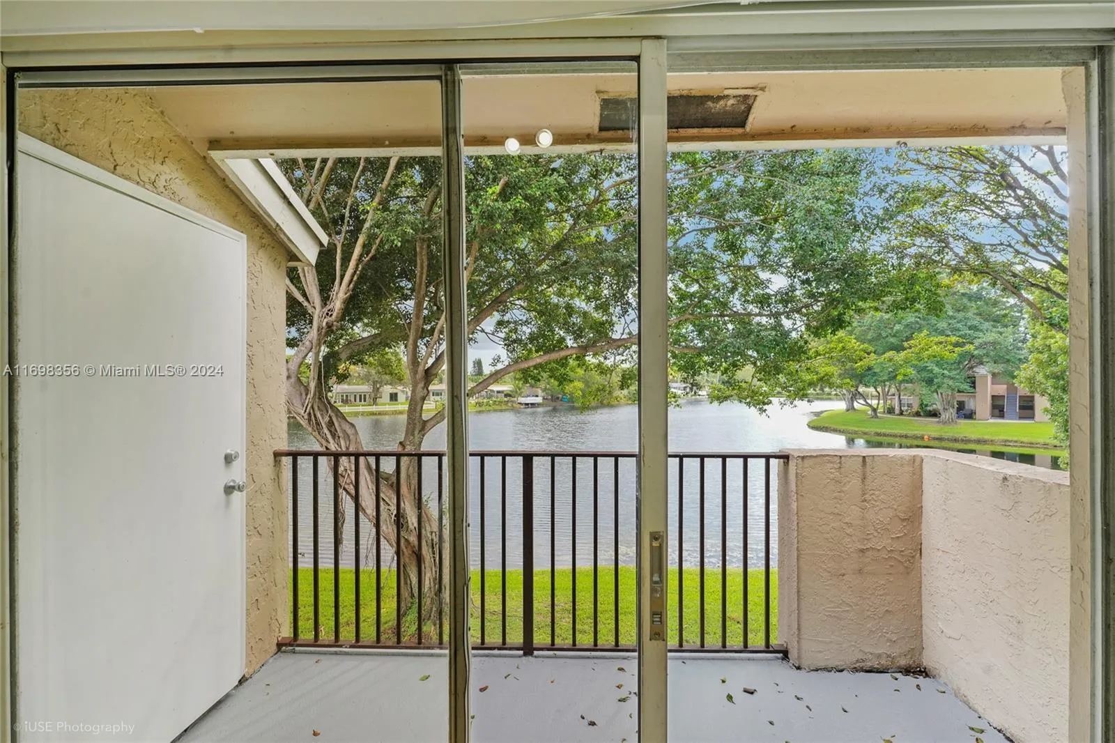 Pembroke Pines, Florida 33024, United States, 1 Bedroom Bedrooms, ,1 BathroomBathrooms,Residential,Pending,31133