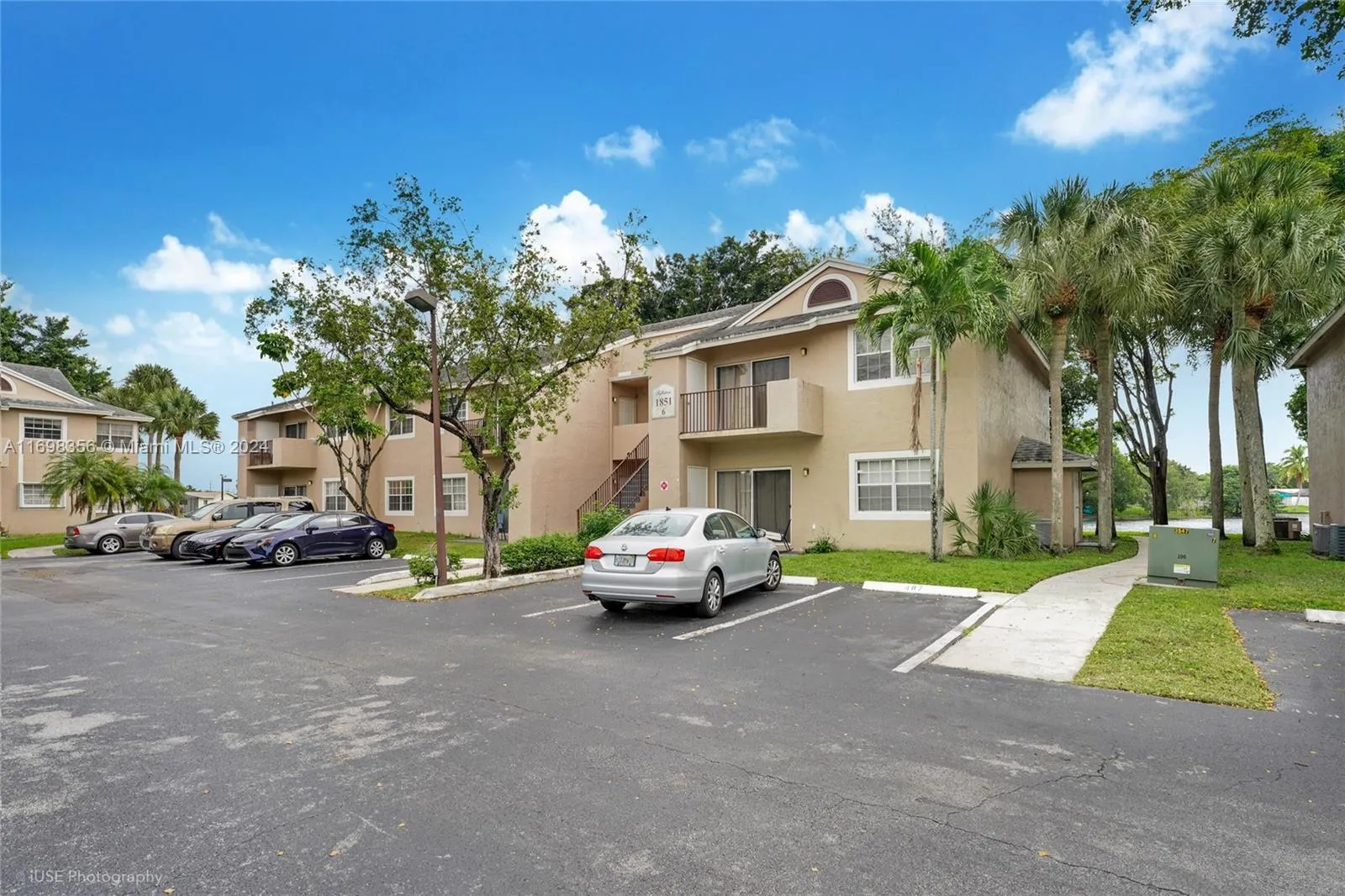 Pembroke Pines, Florida 33024, United States, 1 Bedroom Bedrooms, ,1 BathroomBathrooms,Residential,Pending,31133