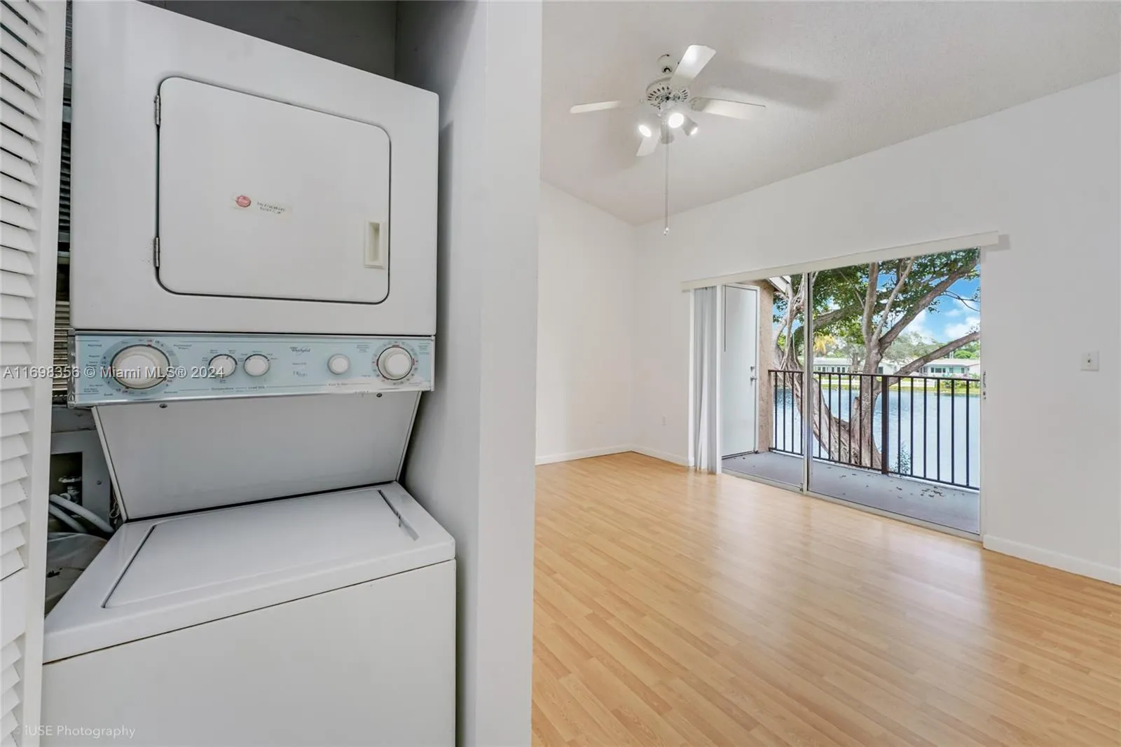 Pembroke Pines, Florida 33024, United States, 1 Bedroom Bedrooms, ,1 BathroomBathrooms,Residential,Pending,31133