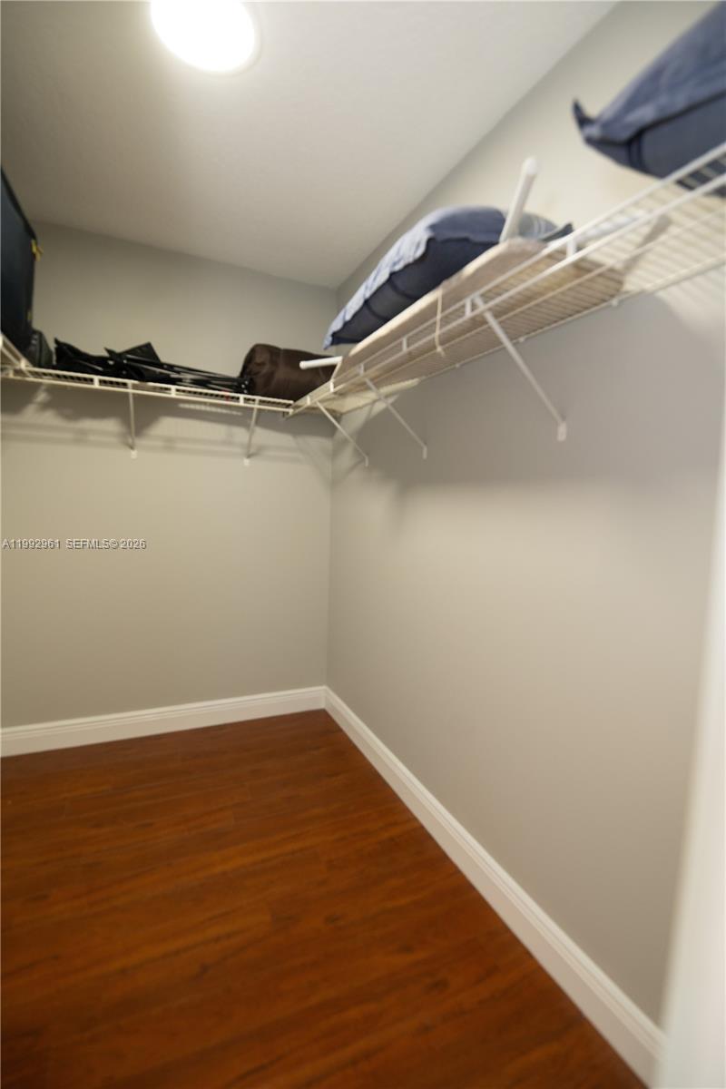 MELROSE POINT CONDO - Residential