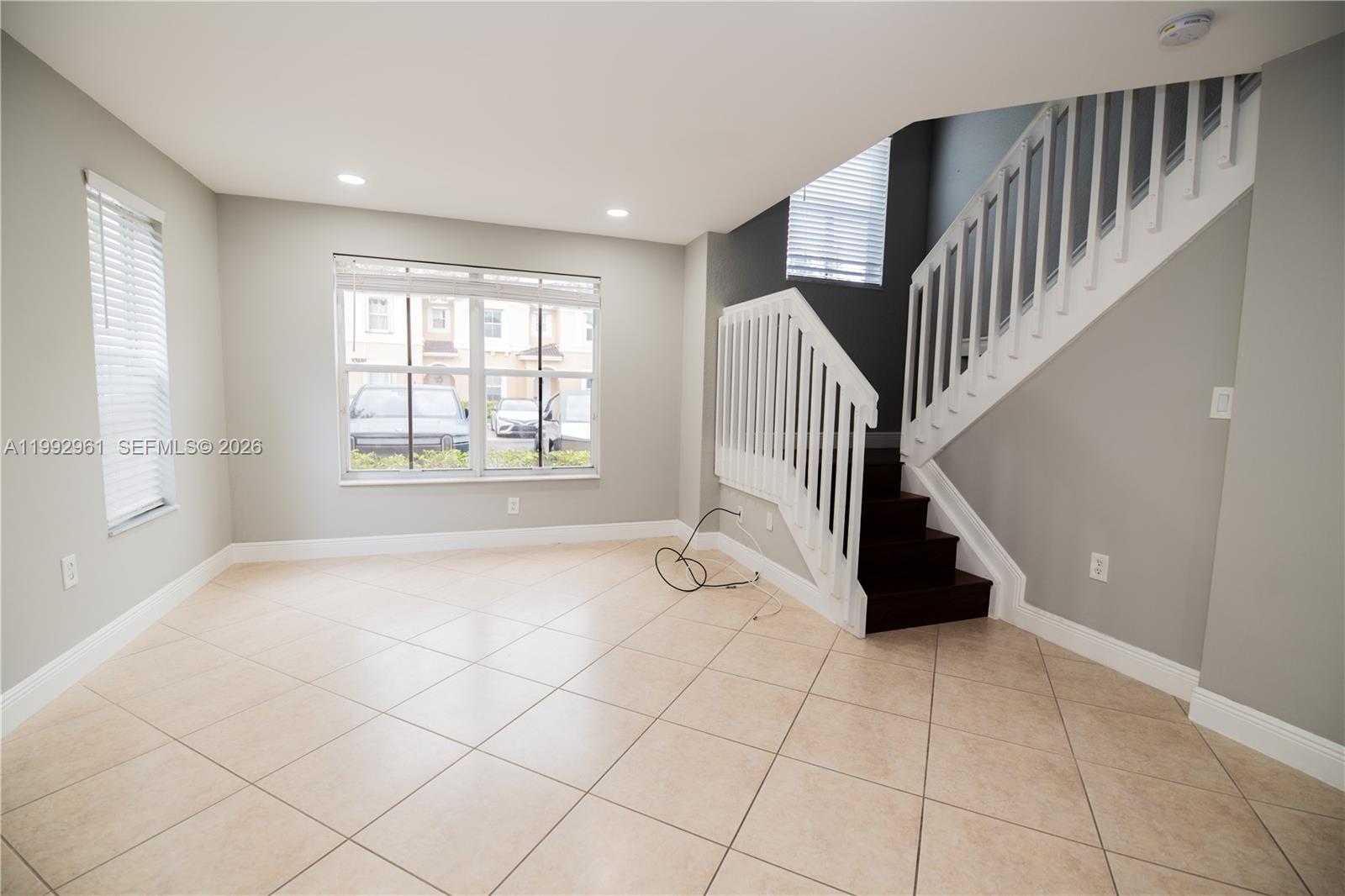 MELROSE POINT CONDO - Residential