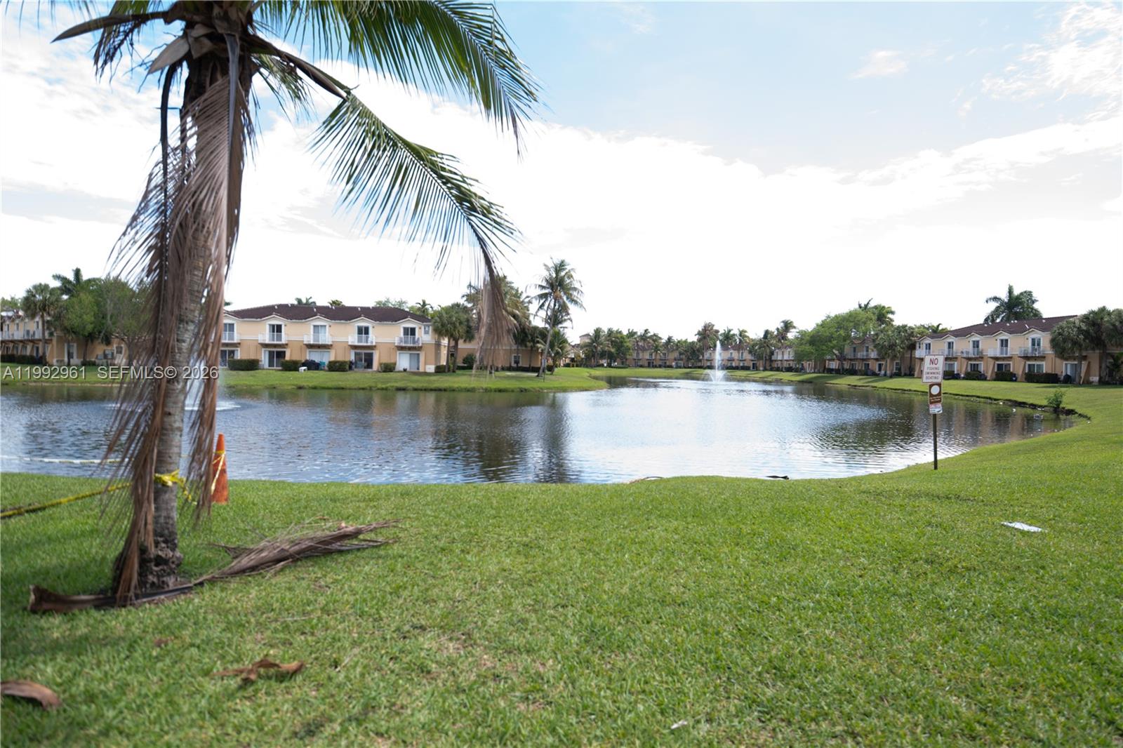 MELROSE POINT CONDO - Residential