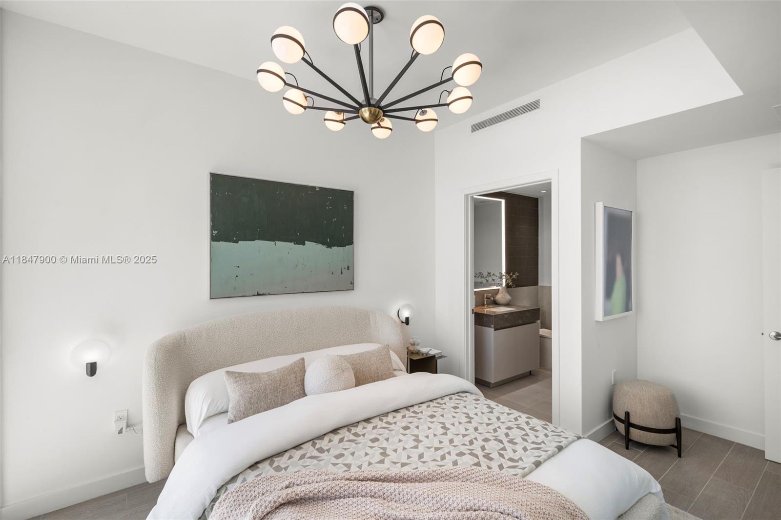 FIVE PARK - Residential