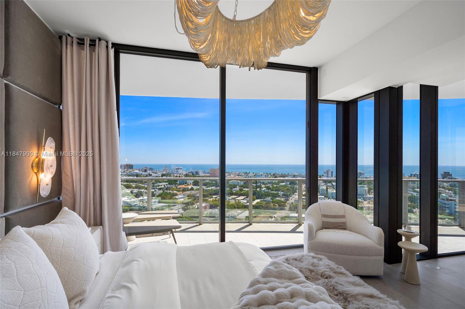 FIVE PARK - Residential