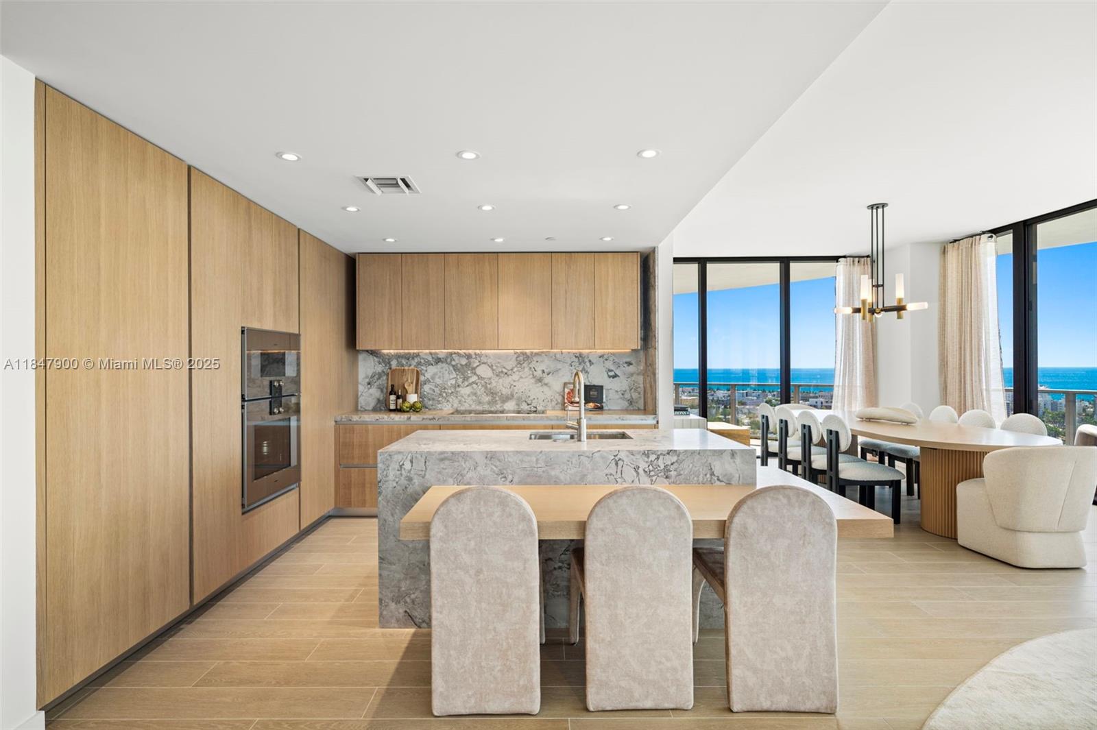 FIVE PARK - Residential