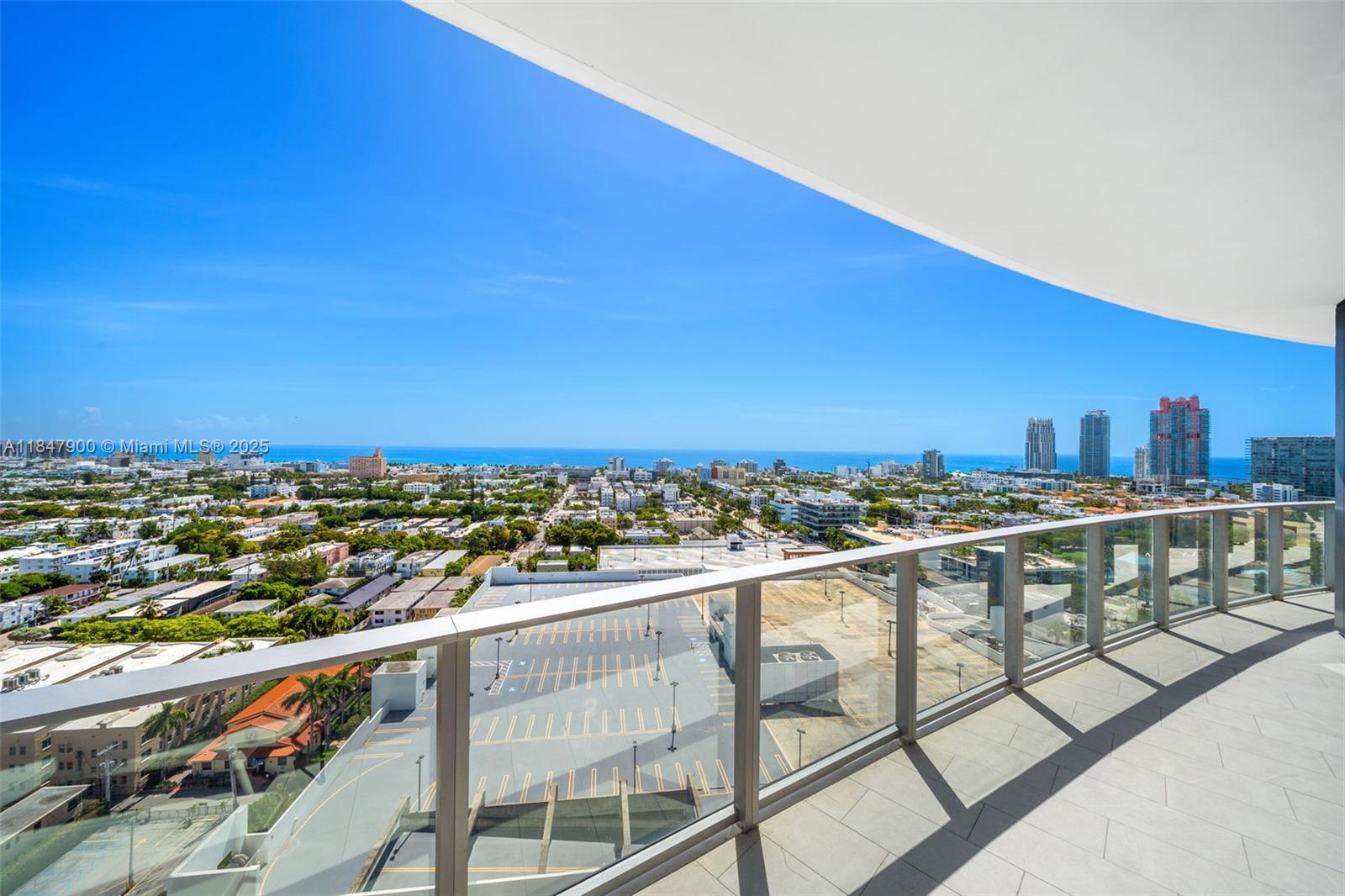 FIVE PARK - Residential