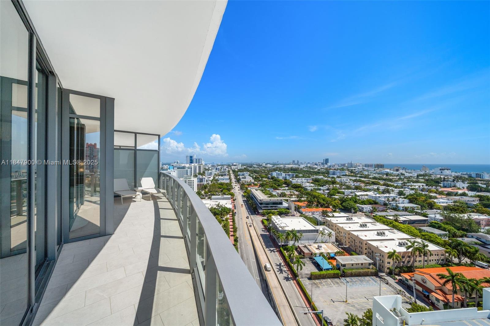 FIVE PARK - Residential