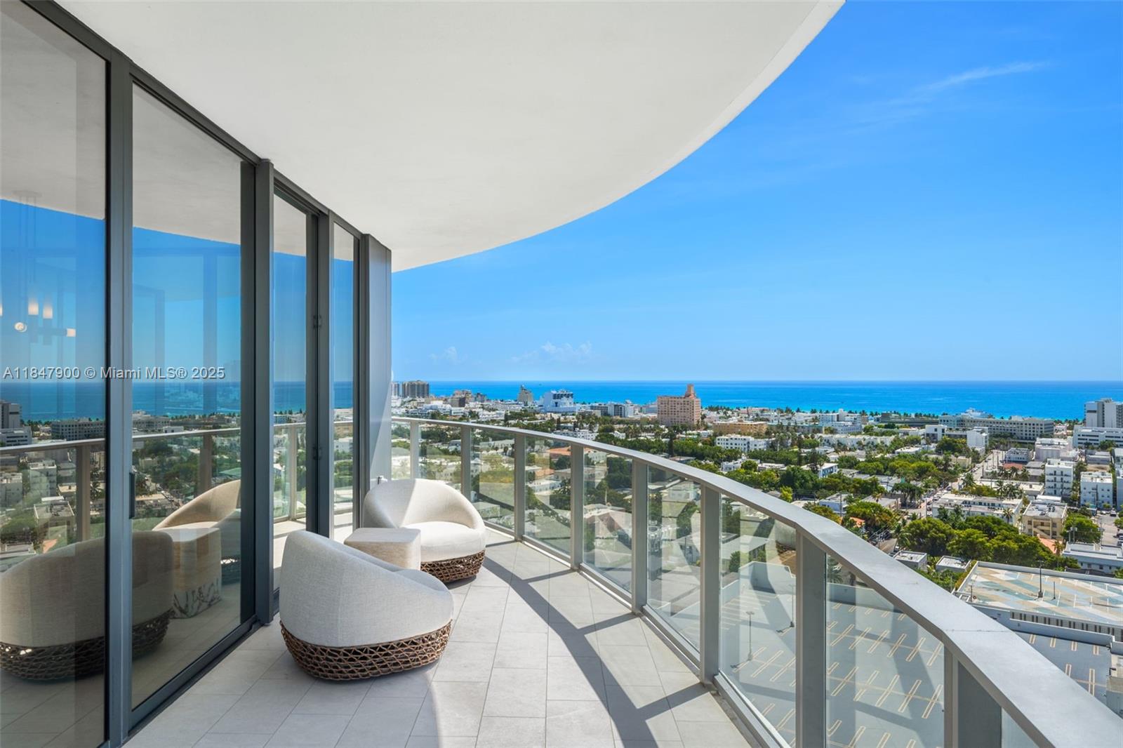 FIVE PARK - Residential