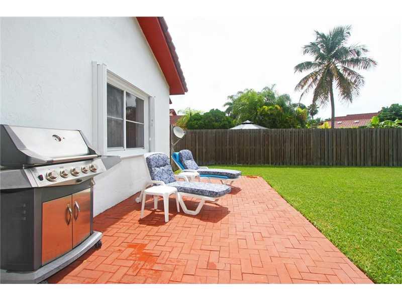 SUNFISH AT THE HAMMOCKS - Residential