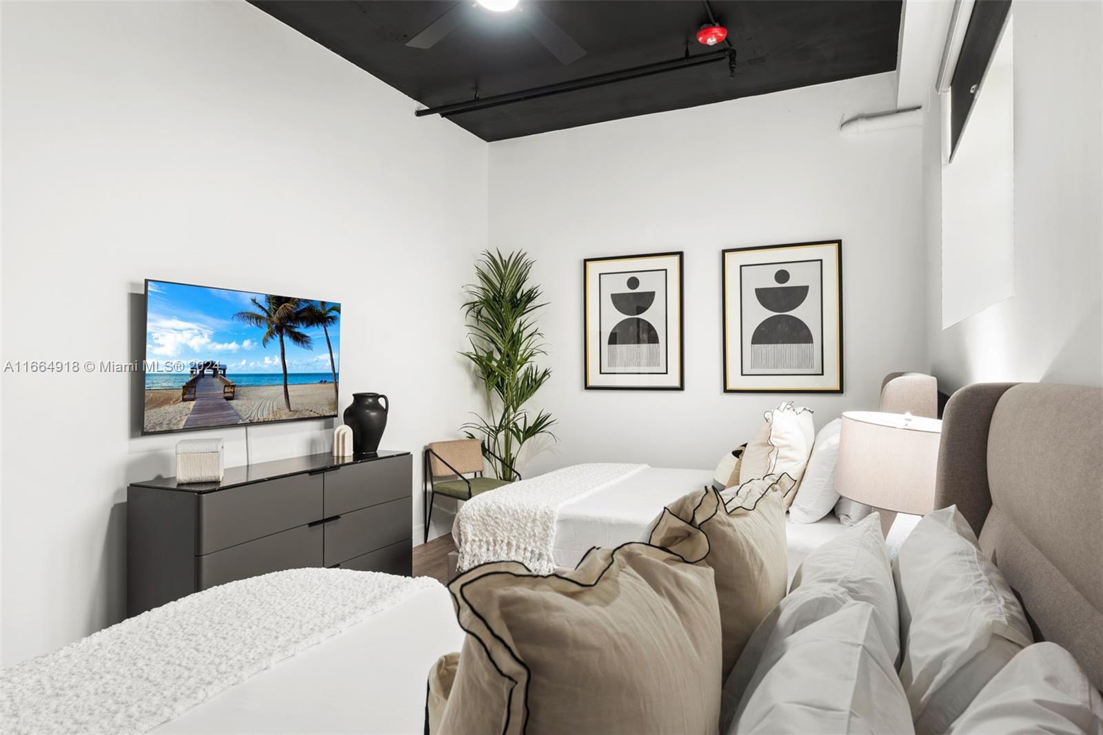 OCEAN BEACH ADDN NO 1 - Residential Lease