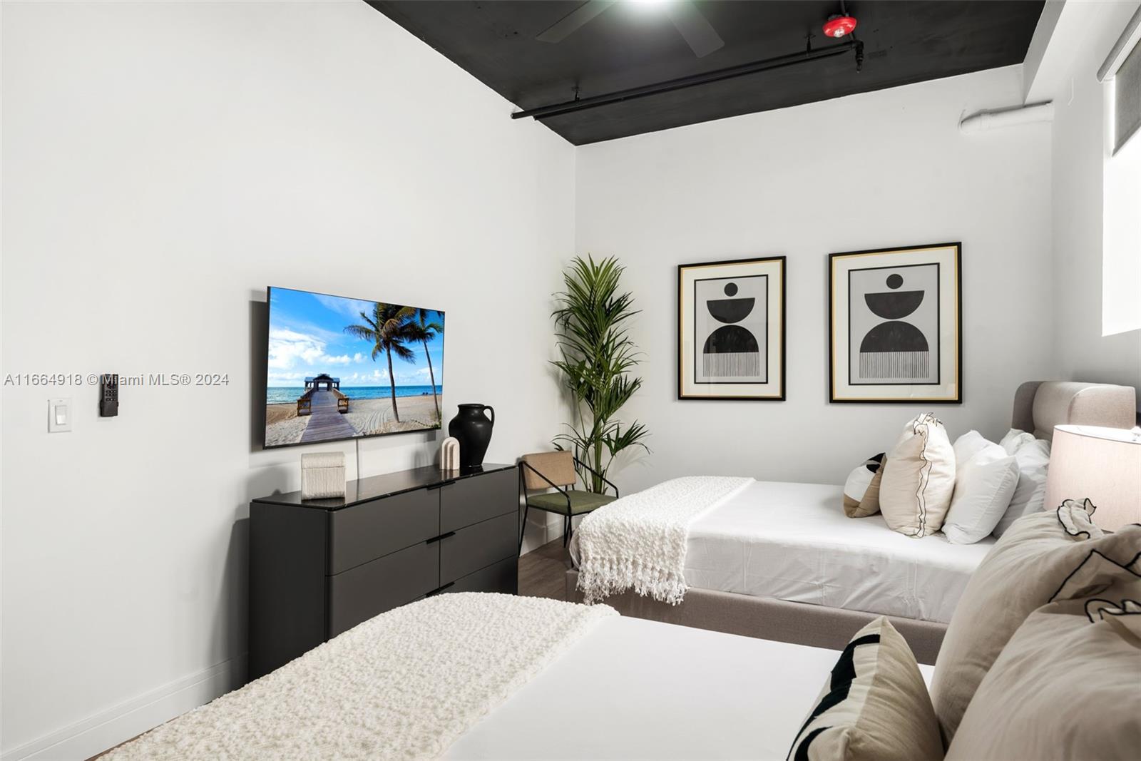 OCEAN BEACH ADDN NO 1 - Residential Lease