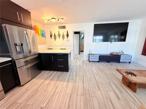 2930 Day Ave N304 Coconut Grove FL 33133