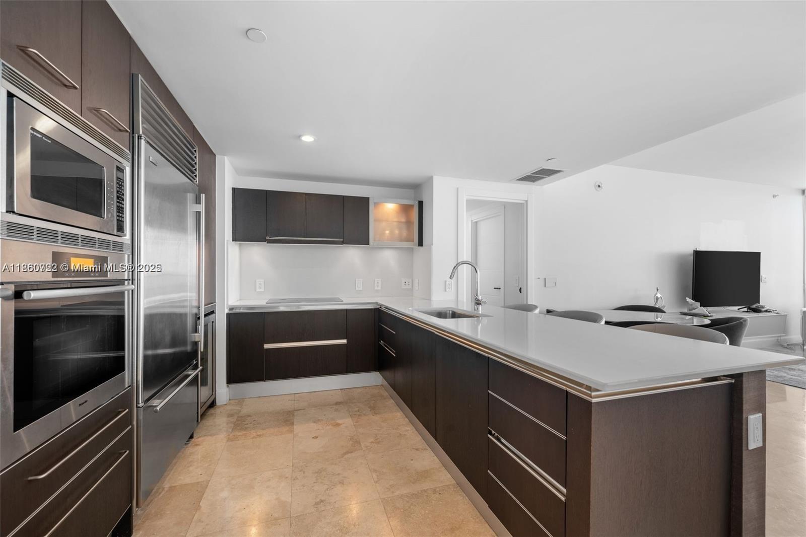 JADE BEACH CONDO - Residential Lease