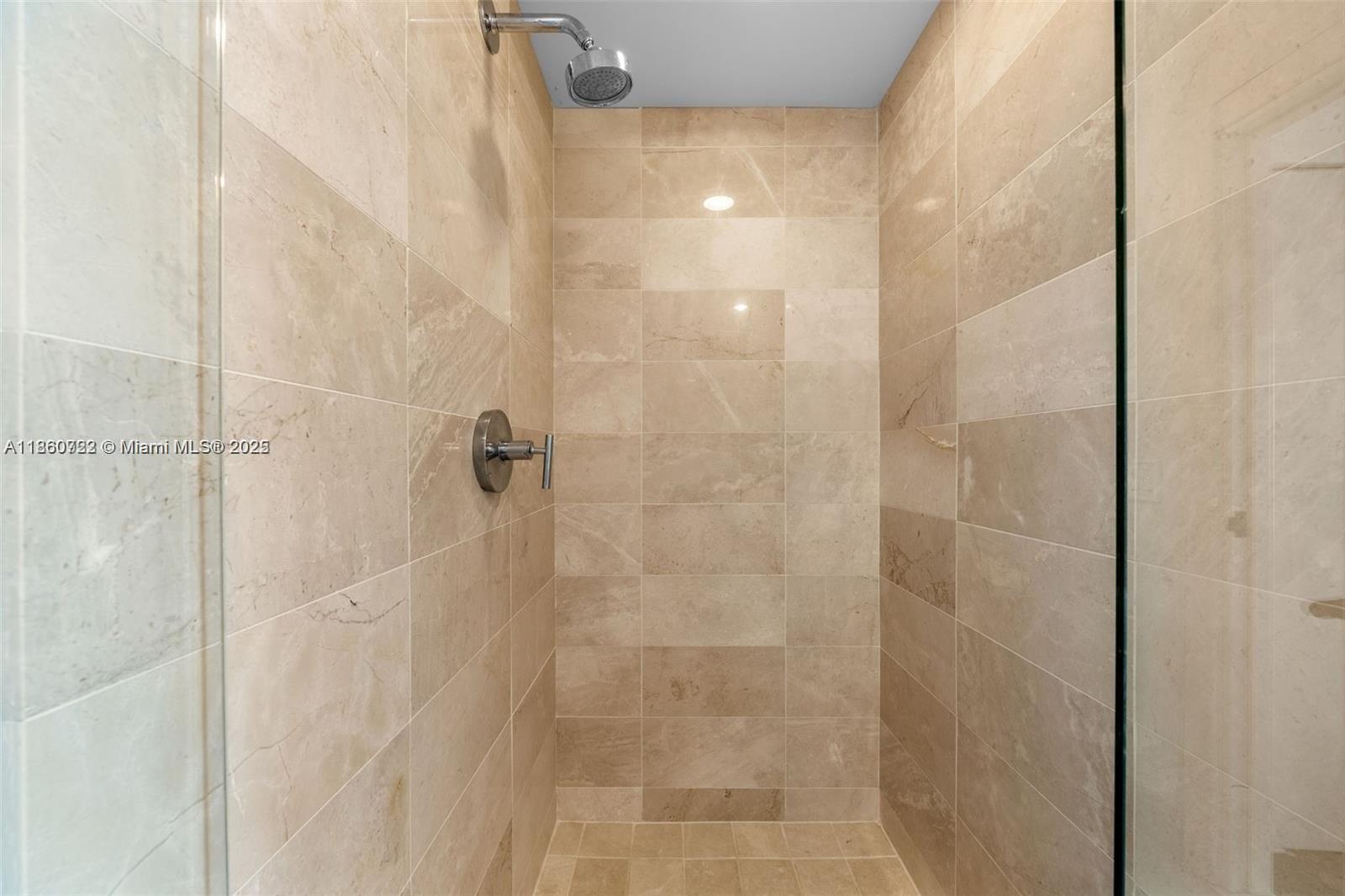 JADE BEACH CONDO - Residential Lease