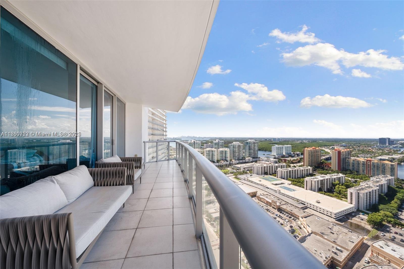 JADE BEACH CONDO - Residential Lease