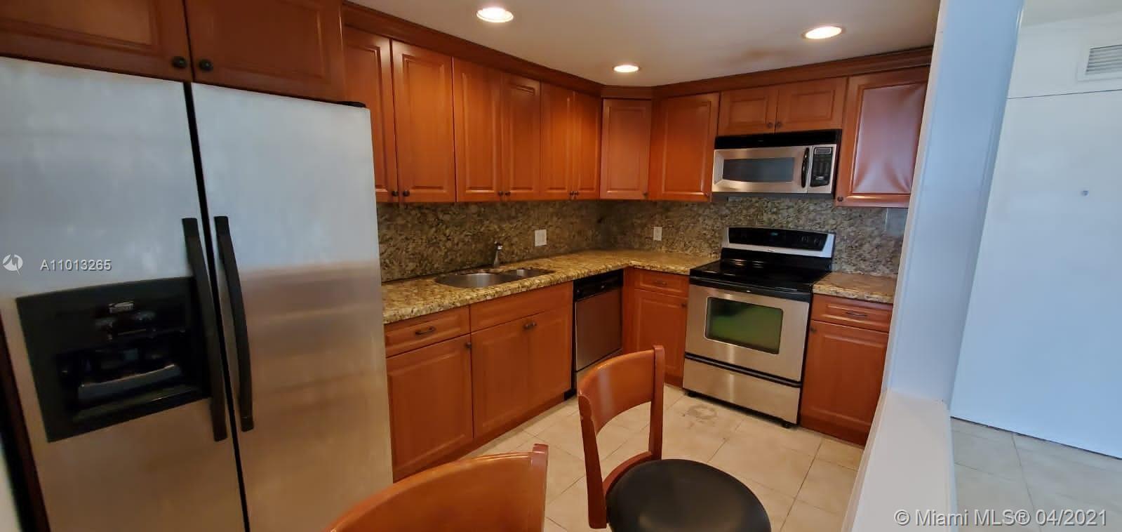 BRICKELL BISCAYNE CONDO - Residential Lease