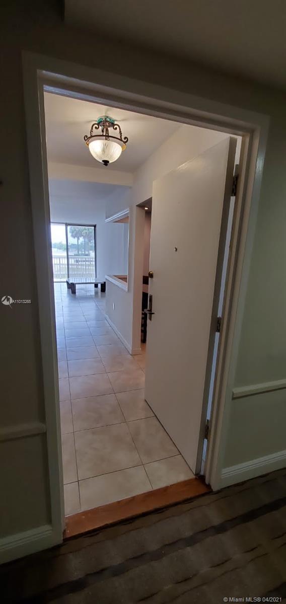 BRICKELL BISCAYNE CONDO - Residential Lease