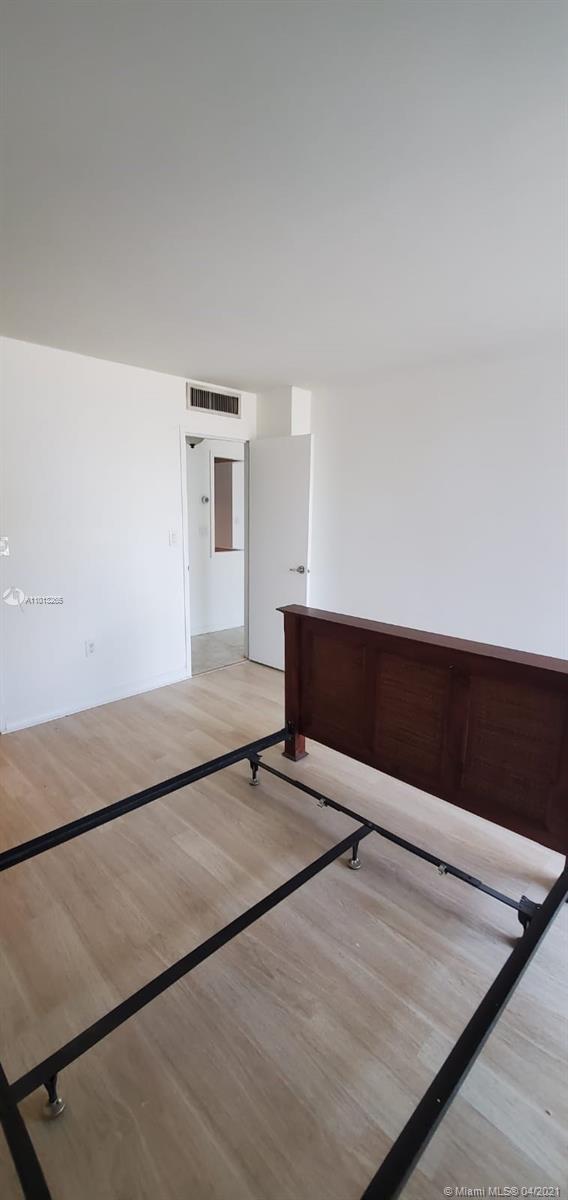 BRICKELL BISCAYNE CONDO - Residential Lease