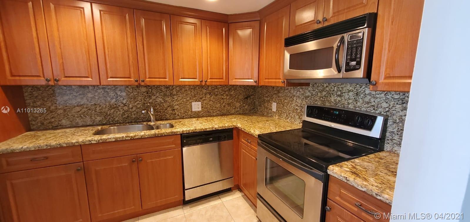 BRICKELL BISCAYNE CONDO - Residential Lease