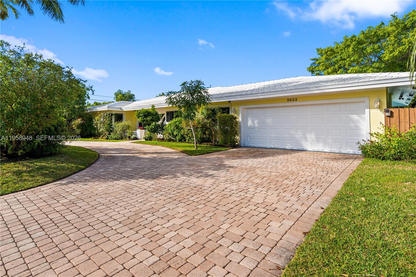 CORAL RIDGE COUNTRY CLUB - Residential