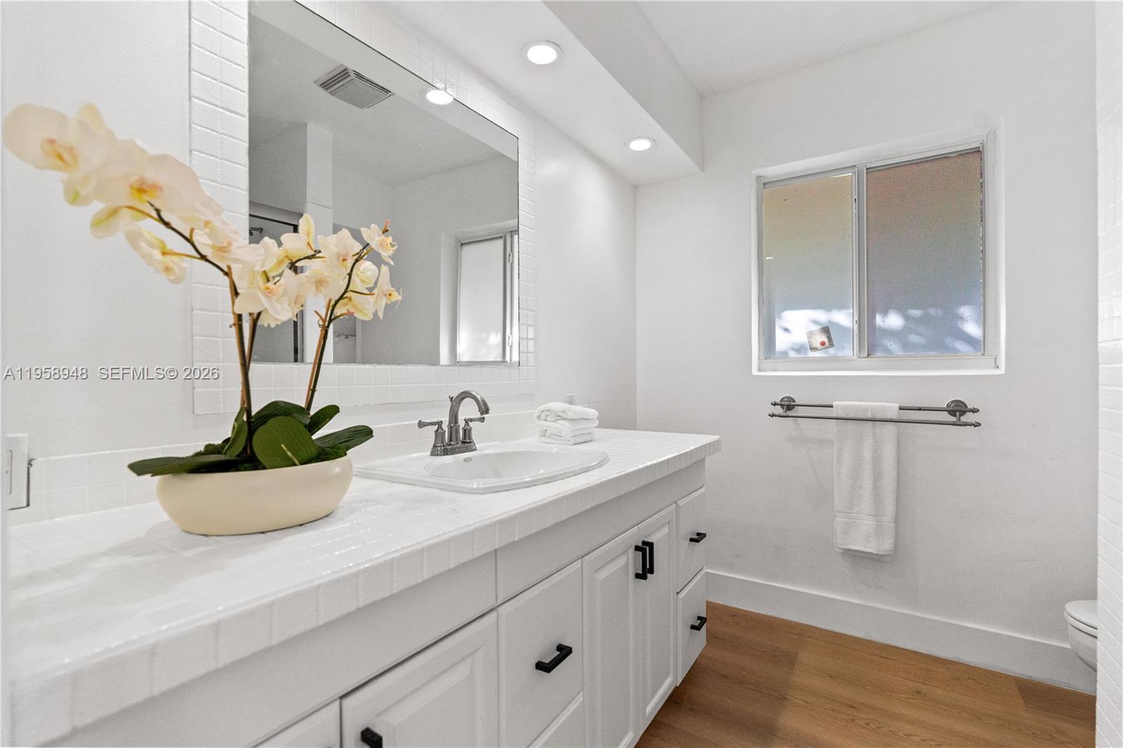 CORAL RIDGE COUNTRY CLUB - Residential