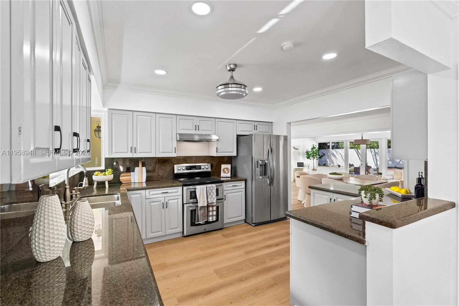 CORAL RIDGE COUNTRY CLUB - Residential