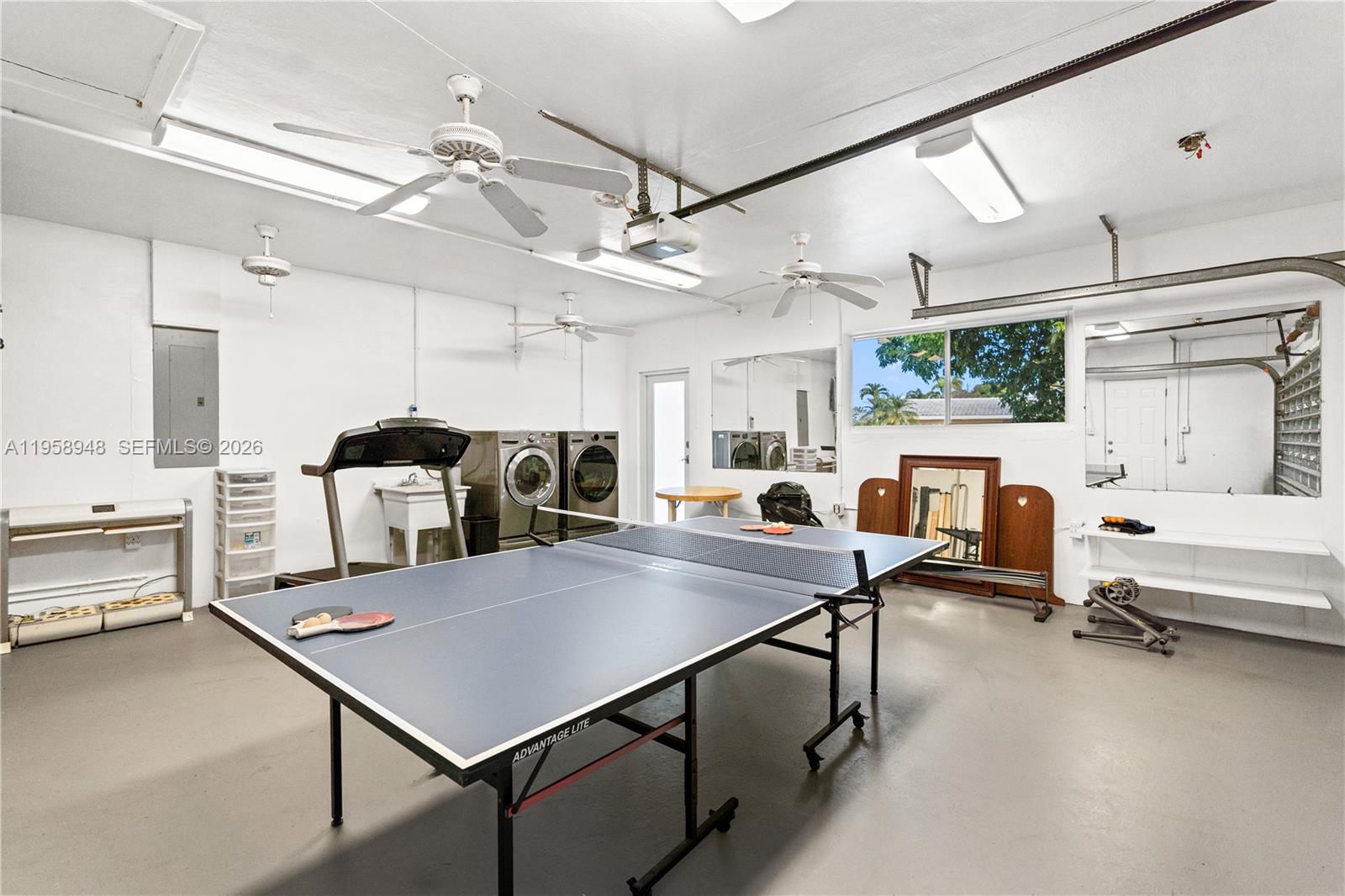 CORAL RIDGE COUNTRY CLUB - Residential