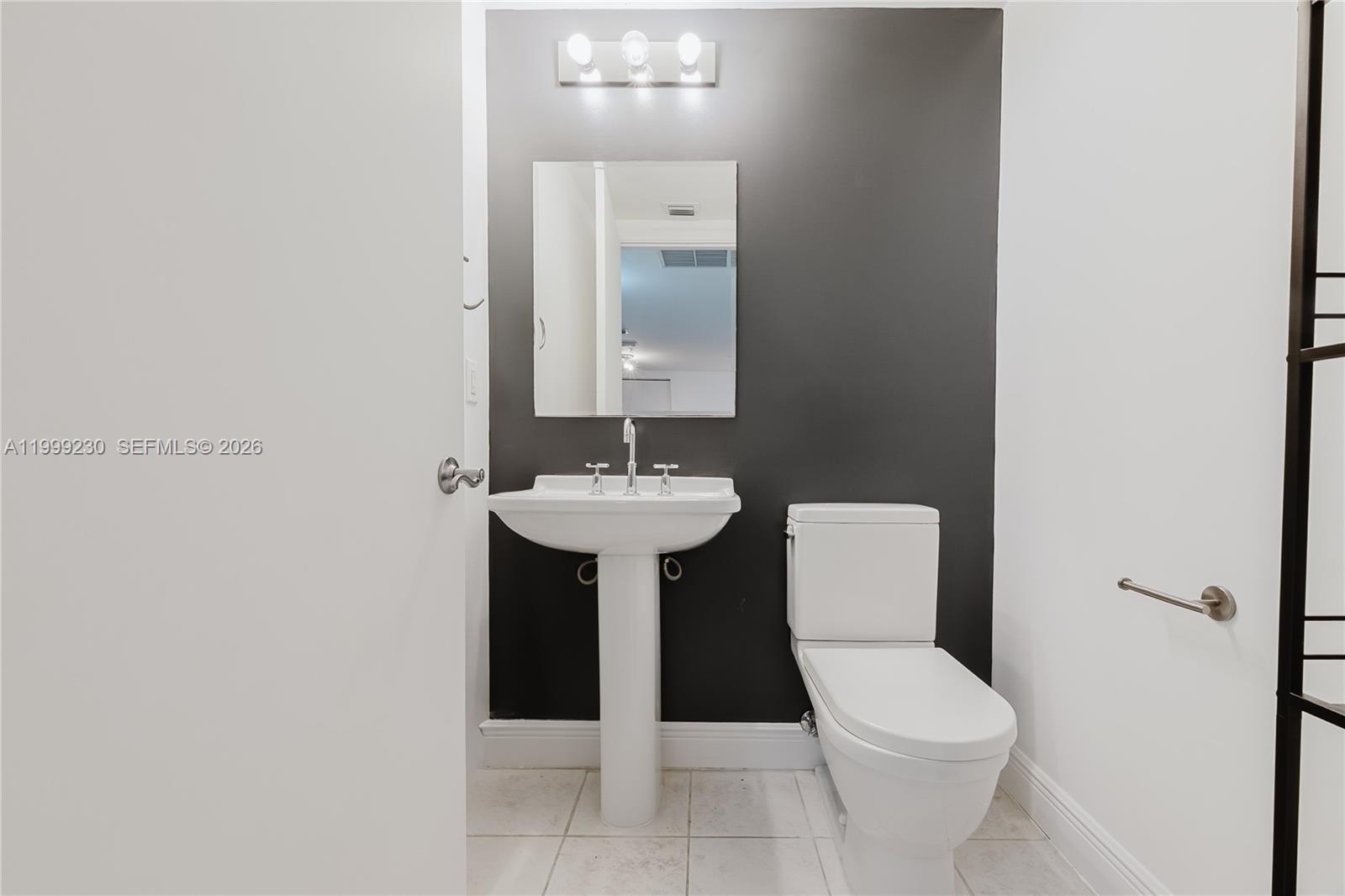 LATITUDE ON THE RIVER CON - Residential Lease