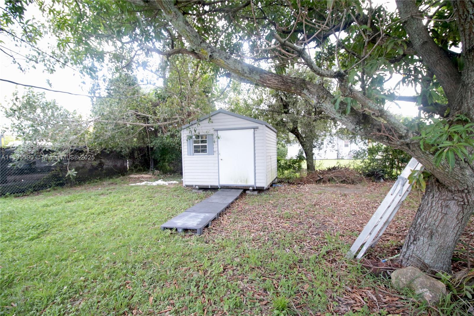 MARILYNDA - Residential