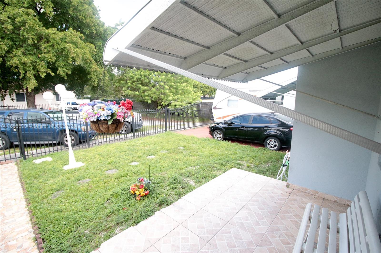 MARILYNDA - Residential