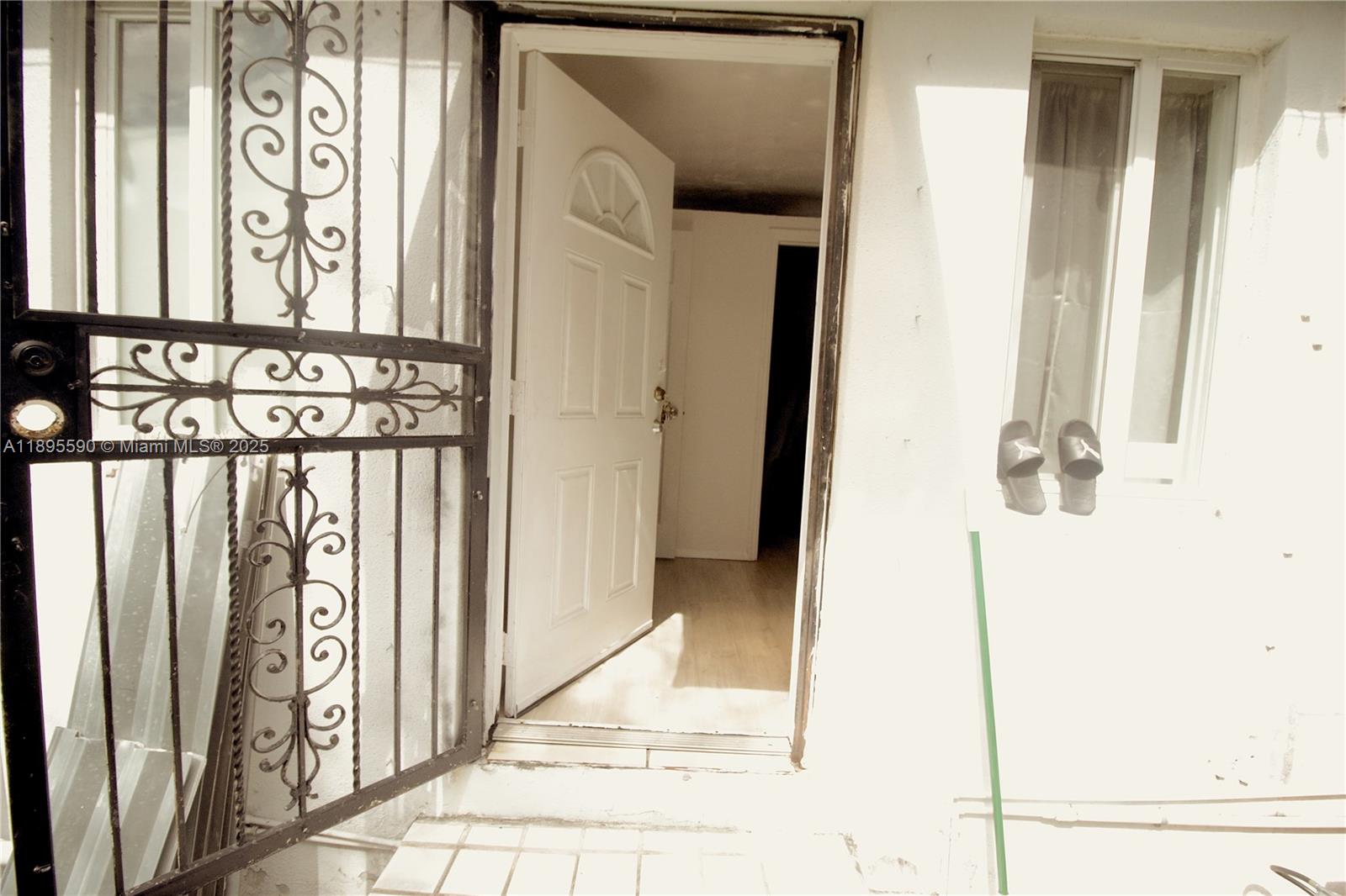 MARILYNDA - Residential