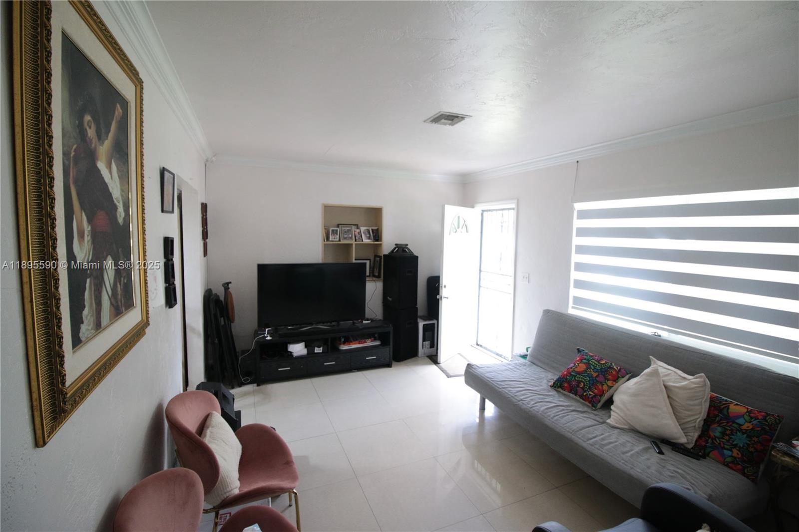 MARILYNDA - Residential