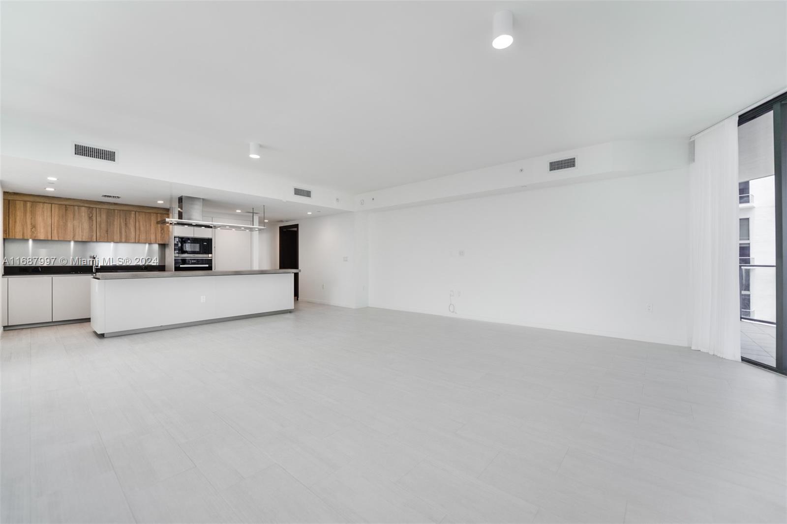 BRICKELL FLATIRON CONDO - Residential