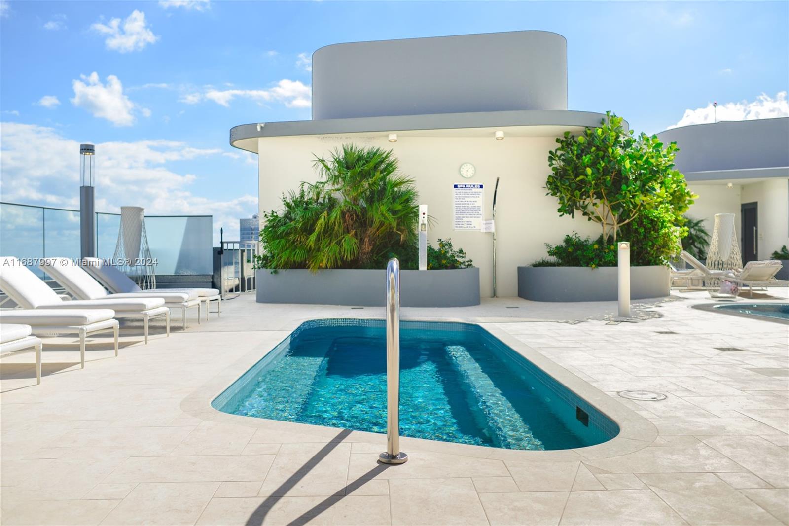 BRICKELL FLATIRON CONDO - Residential