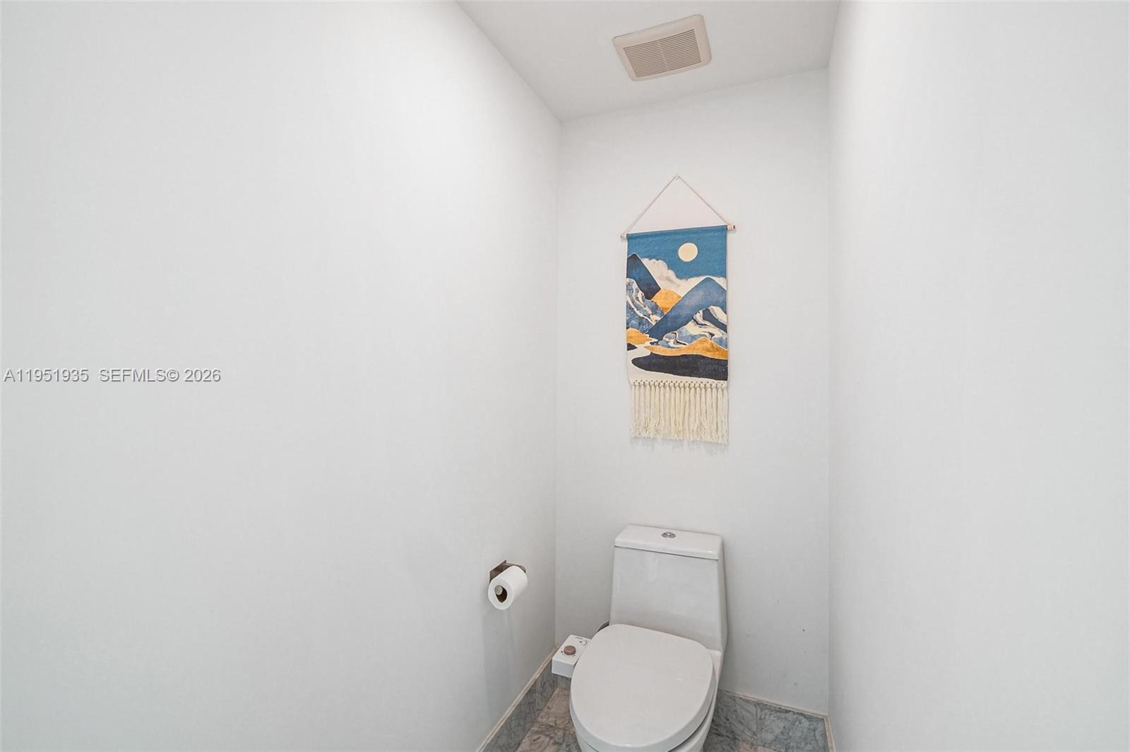 ONE PARAISO CONDO - Residential