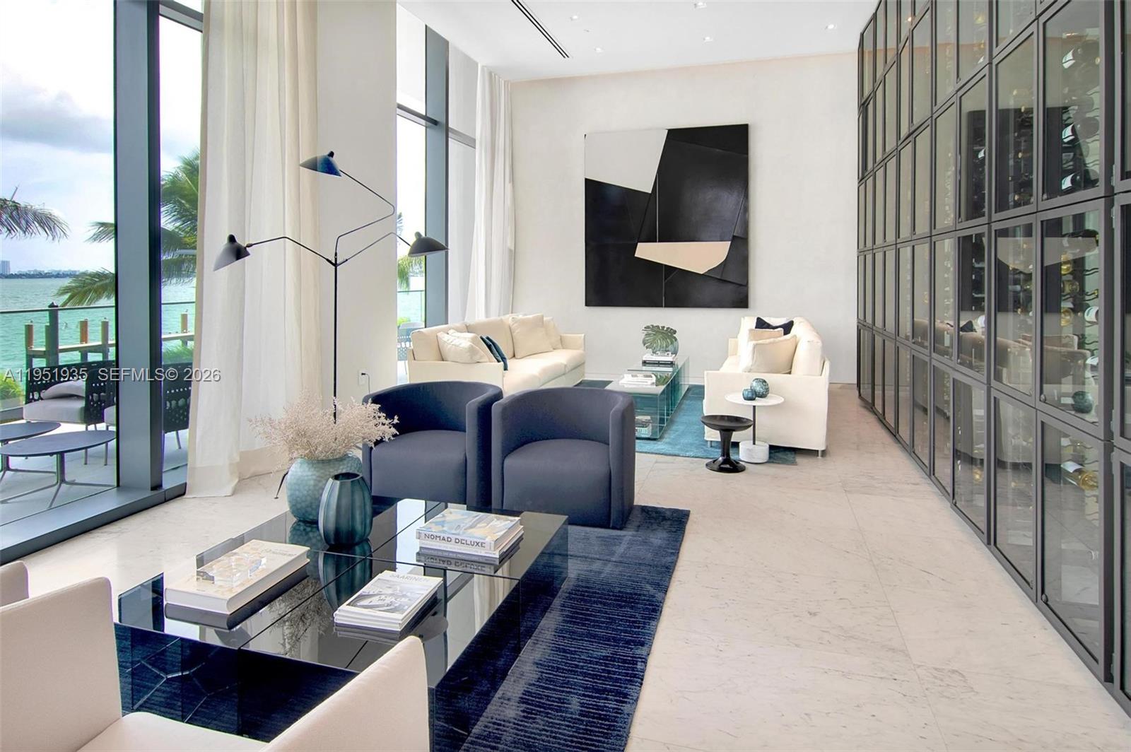 ONE PARAISO CONDO - Residential