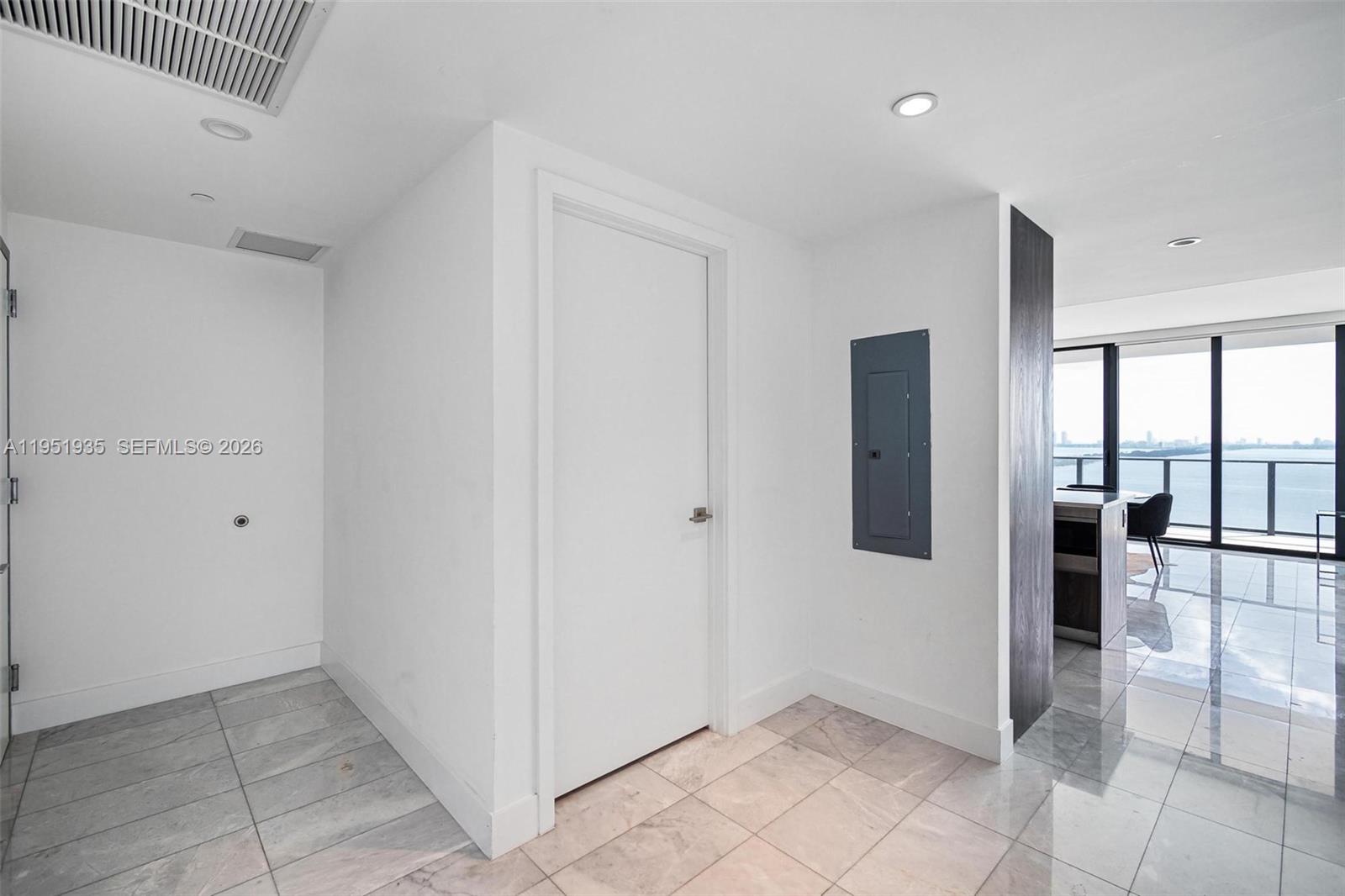 ONE PARAISO CONDO - Residential