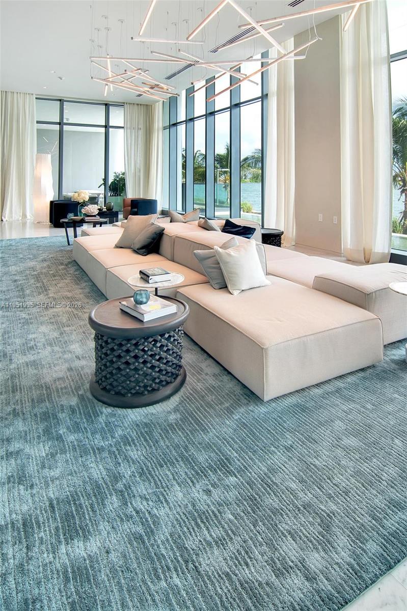 ONE PARAISO CONDO - Residential