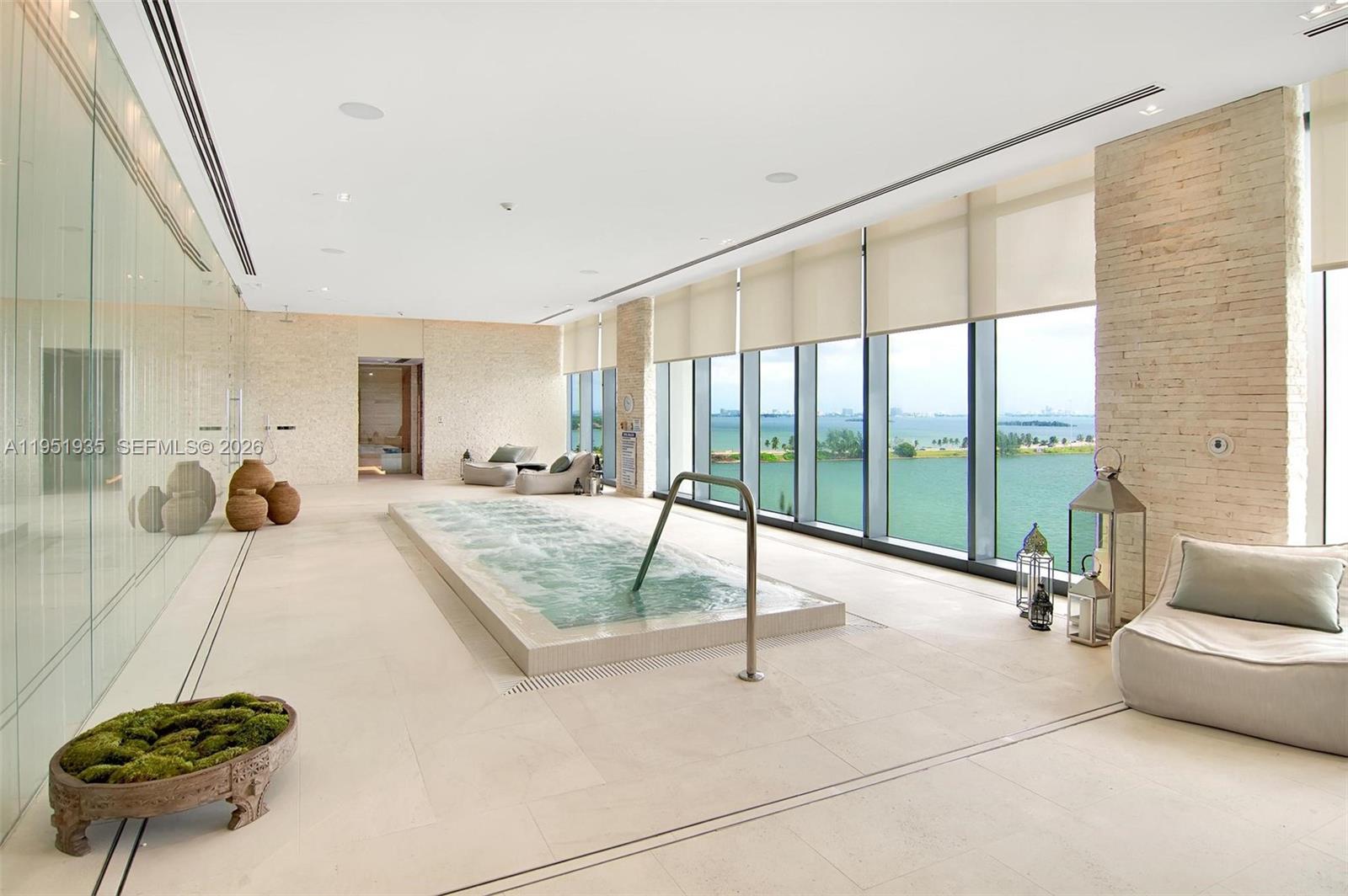 ONE PARAISO CONDO - Residential