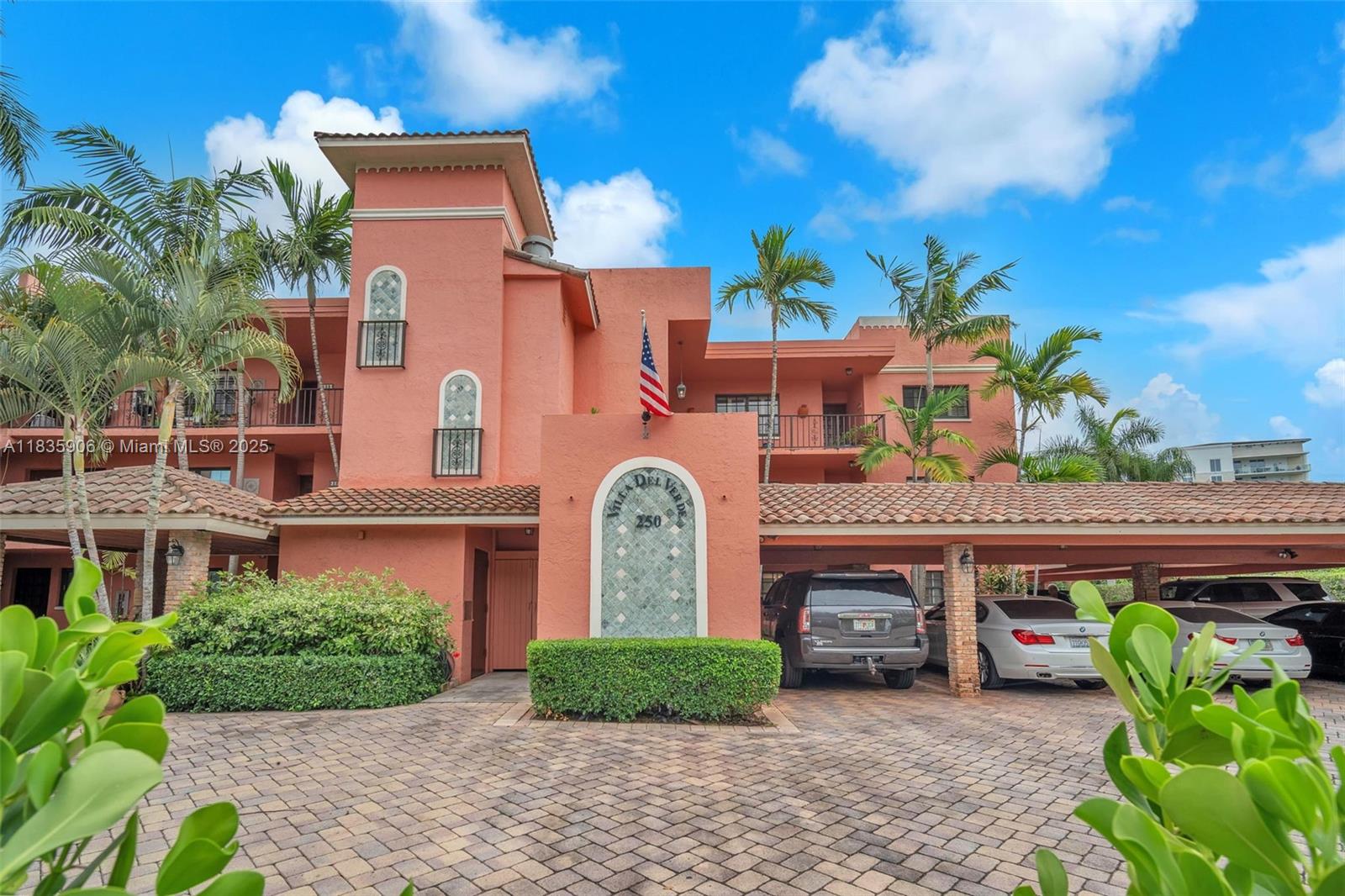 VILLA DEL VERDE CONDO - Residential Lease