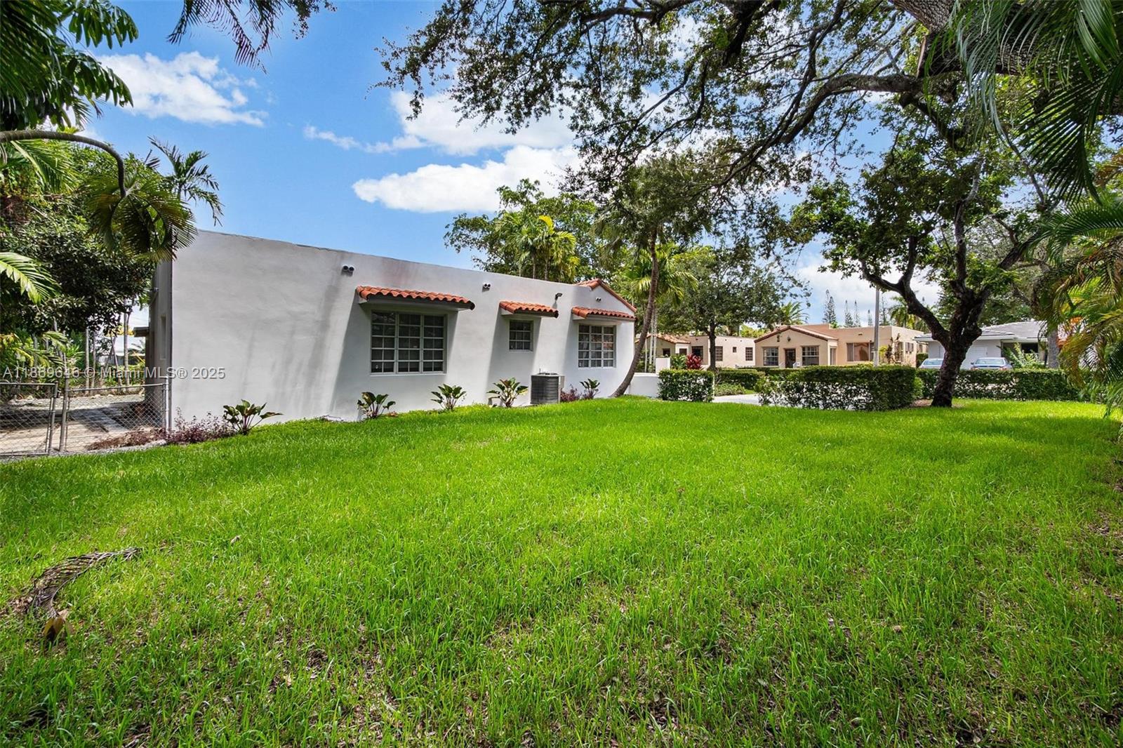CORAL GABLES GRANADA SEC - Residential