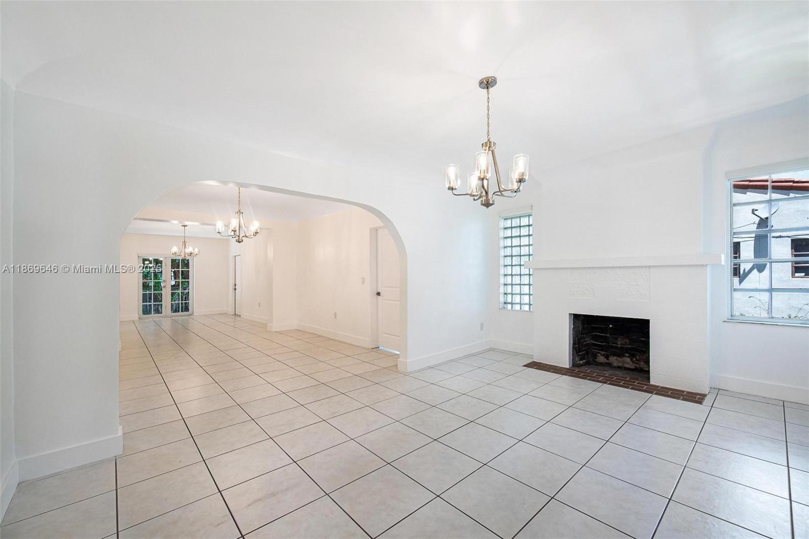 CORAL GABLES GRANADA SEC - Residential