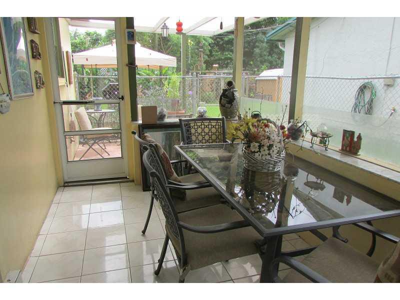 WELWYN MANOR 31-2 B - Residential