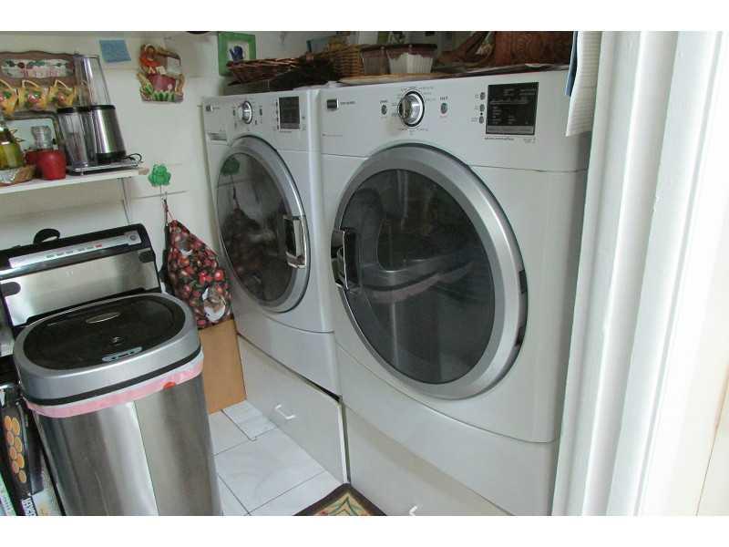 WELWYN MANOR 31-2 B - Residential