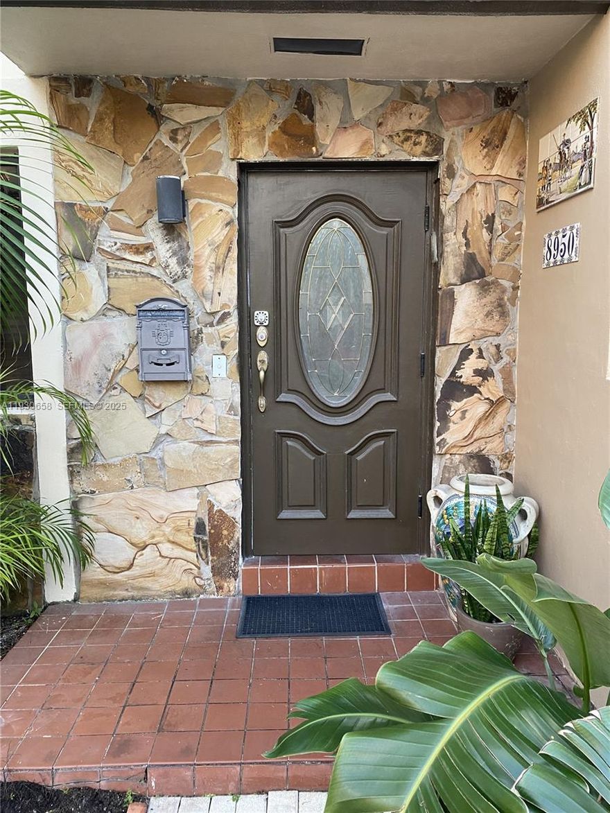 Updated townhouse. 2 floors, 2 bedrooms and 2.5 bathrooms. Lots of natural light. Full kitchen. New washer and dryer. Private parking space. West side of Collins Avenue, just south of 90 Street. Available furnished or unfurnished for immediate occupancy.