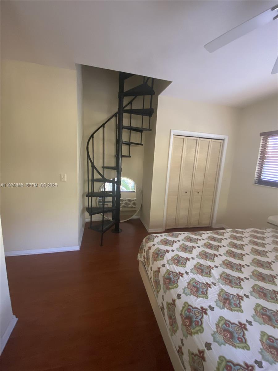 SURFSIDE VILLAS CONDO - Residential Lease