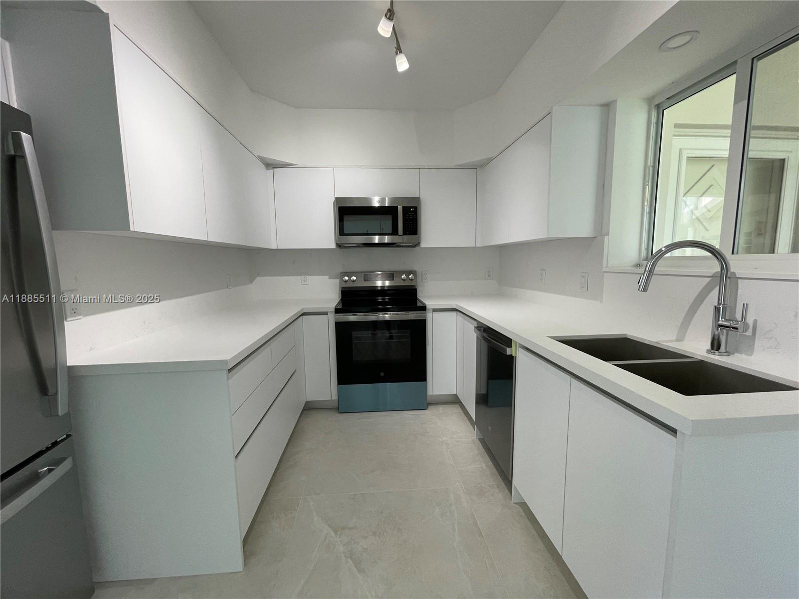 WOODLAKE APTS CONDO - Residential
