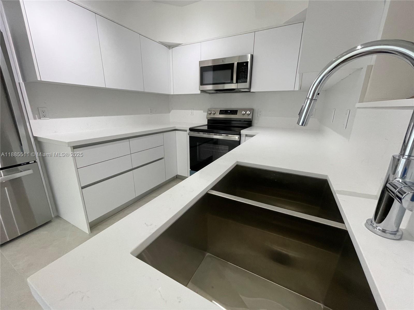 WOODLAKE APTS CONDO - Residential