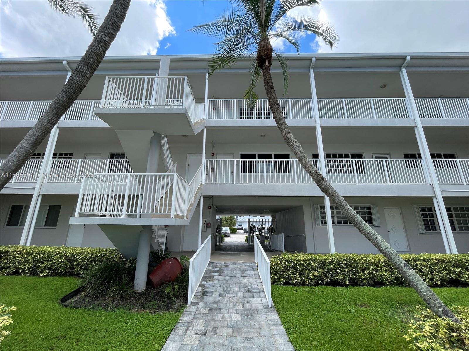 WOODLAKE APTS CONDO - Residential